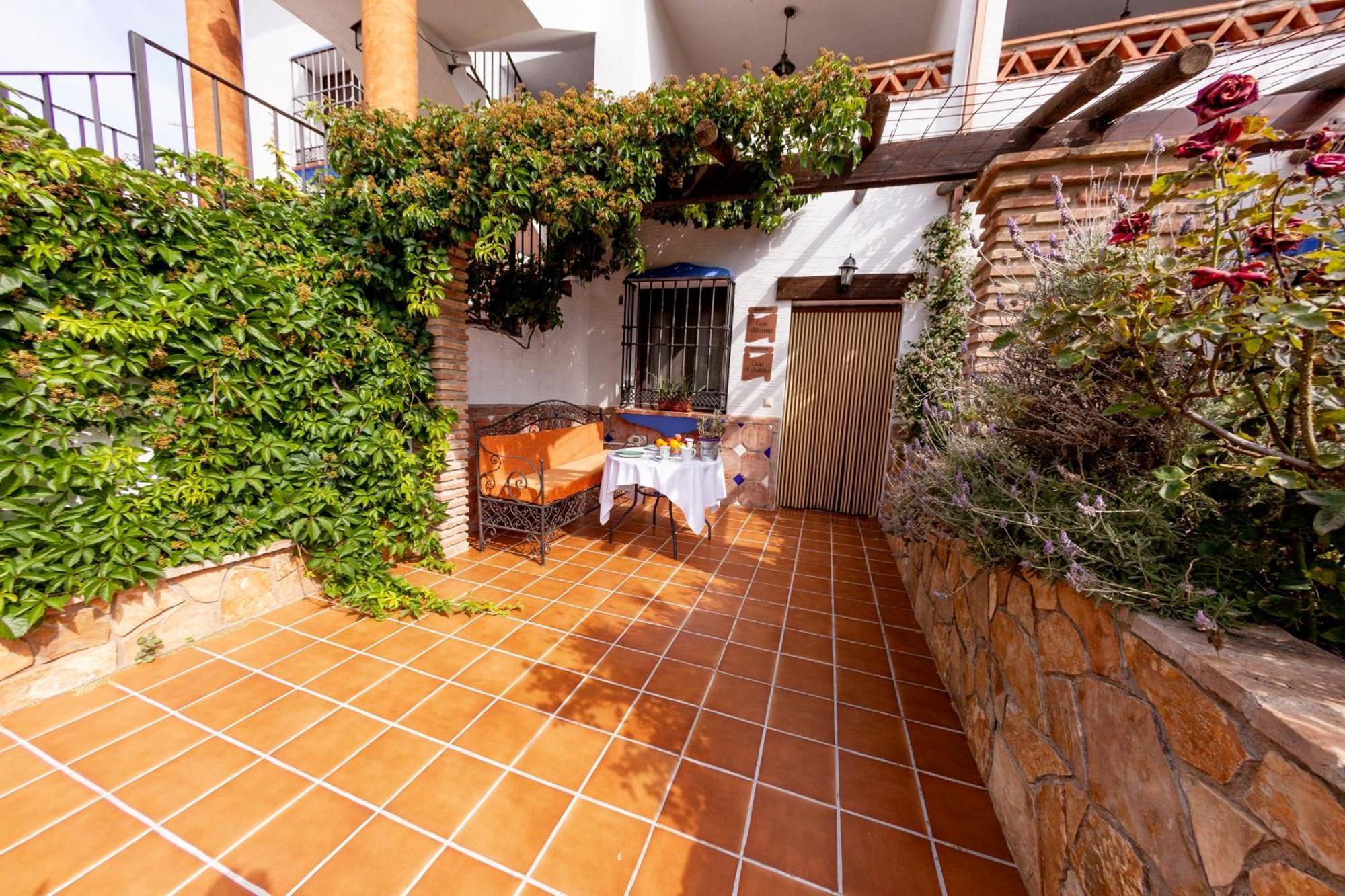 Apartamentos La Granja Hinojares Exteriör bild