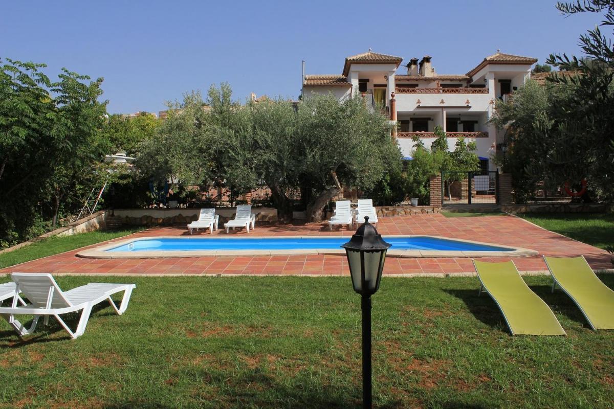 Apartamentos La Granja Hinojares Exteriör bild